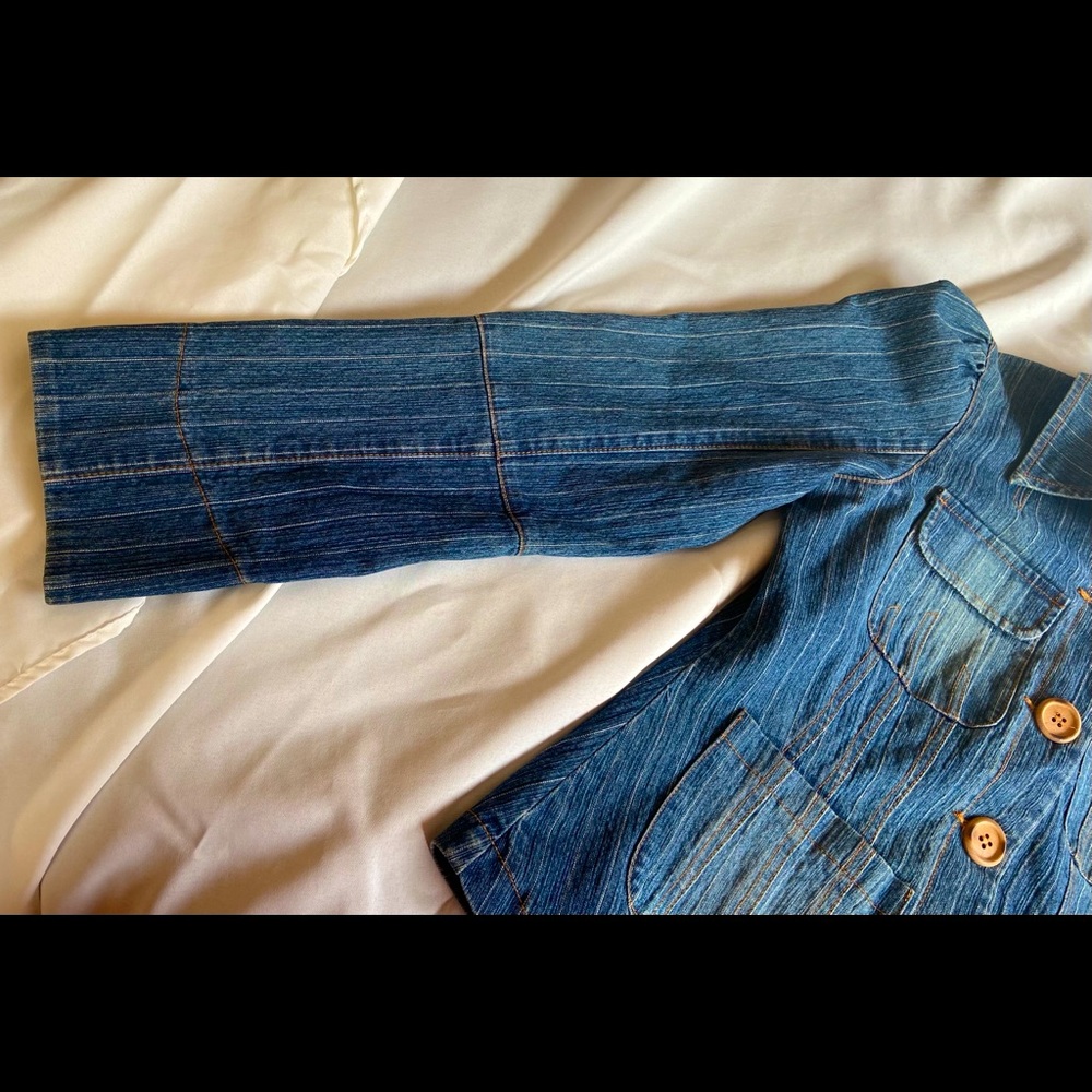 Jean jacket - Picture 14 of 15